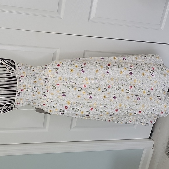 NORDSTROM'S Chelsea 28 Label Cream Floral Eyelet  Sundress NWT - Picture 10 of 13